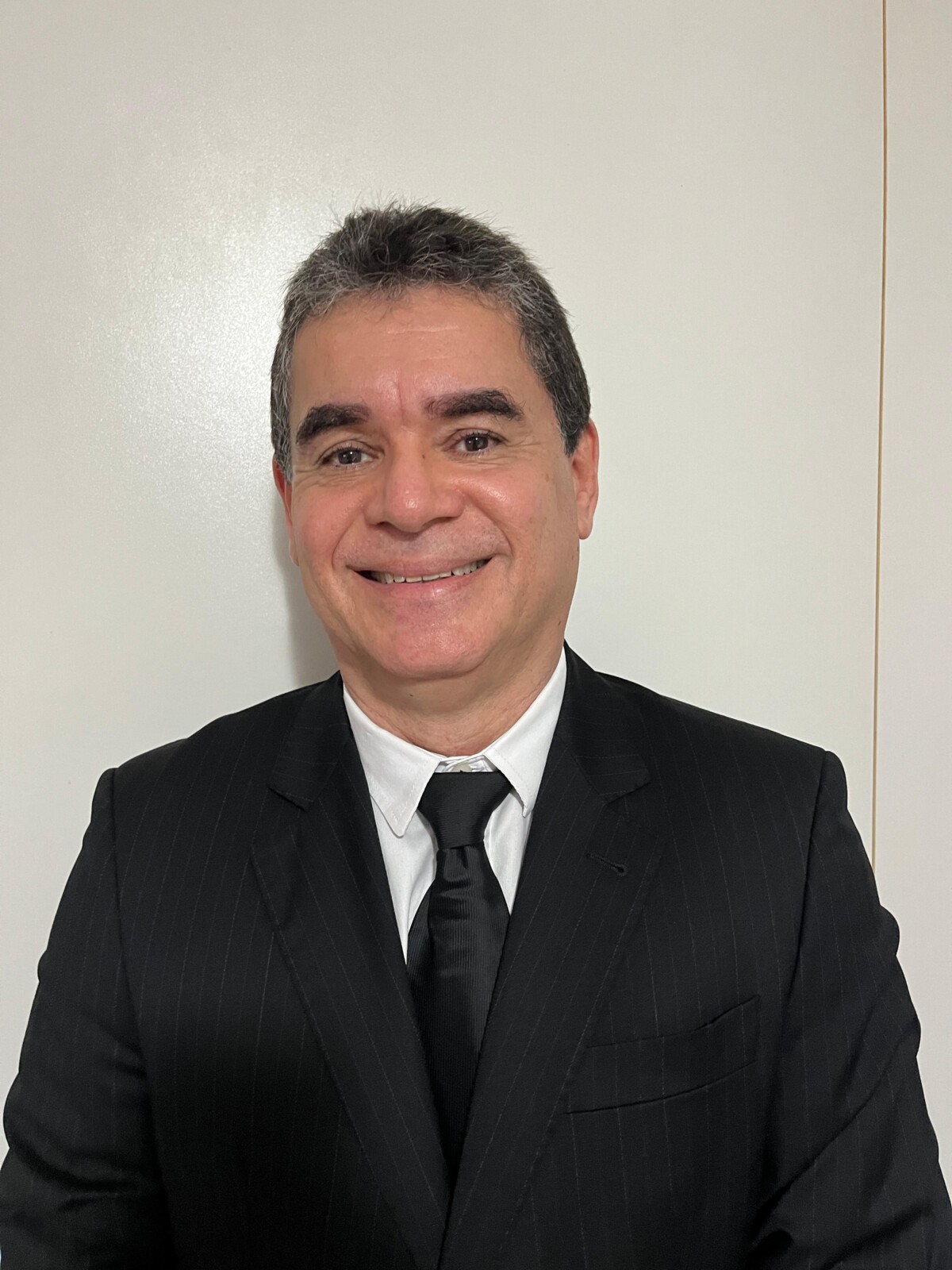 Sérgio Ricardo Lorenz Flores